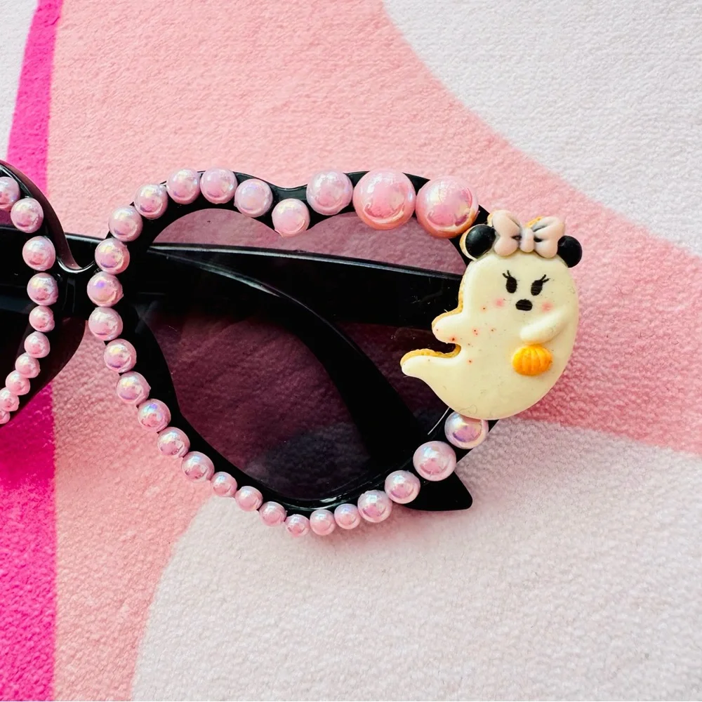 Heart-Shaped Sunglasses with Pink Pearls and Minnie Mouse ghost